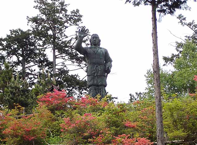 ヤマトタケル像